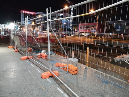 Warm gedompeld gegalvaniseerd na gelast Franse stijl fietsrek Tijdelijke barricade hek