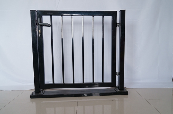 Gegalvaniseerde poeder beklede stalen tuin hek deur buisvormige dubbele poort waterdicht 3D-model voor woonruimte