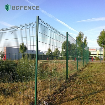 Hoge beveiliging prisma 3d hek panelen pvc bekleed metalen muur hek panelen tralies staal gegalvaniseerd 3d netten dak dak hek