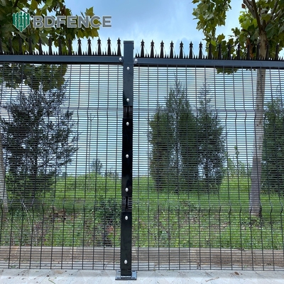 Aanpasbare High Security Fence Panels Architectonische kleine gaten draad gaas hek Anti Climb 358 Gelast gaas hek of beveiliging