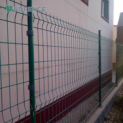 Pvc-gecoat 3d gelast gaas hek paneel V buigende gebogen tuin