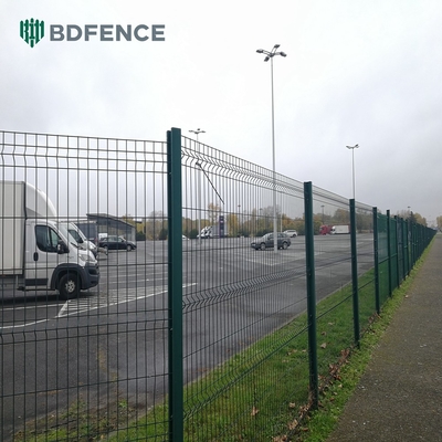 Pvc-gecoat 3d gelast gaas hek paneel V buigende gebogen tuin