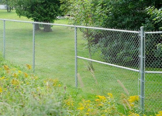 8 ft gegalvaniseerd PVC gecoat cyclone draadnet keten link hek rol voor de Filippijnen