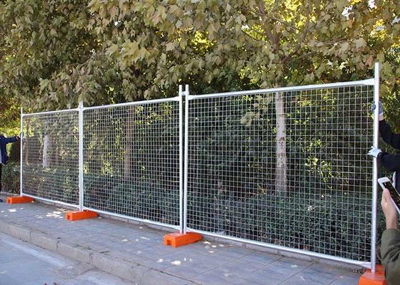 2.1M * 2.4m Australië Intrekbaar tijdelijk hek Vierkante gat