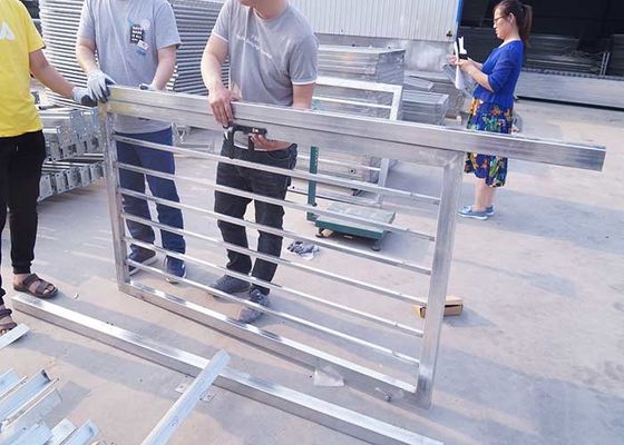 Tuin Decoratie 2m Stalen hek Deur met dubbele poort Hittebehandeld Hout PVC Frame Gesweisd Draad Maas 3D gebogen Model Se