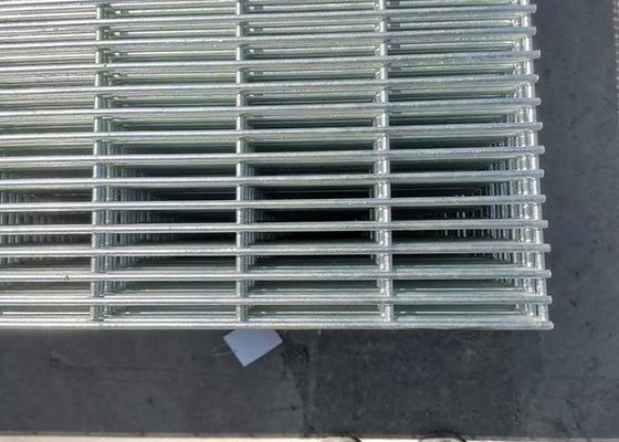 Beveiligingsgrens met 76*25 mm openingsgrootte en poederbedekte oppervlaktebehandeling Anti-klimontwerp