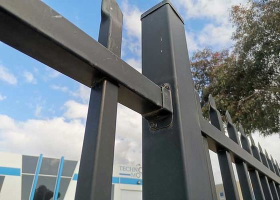 6ft hoog gesmeed staal buisvormig hek Duurzaam geprefabriceerd ISO9001 gecertificeerd