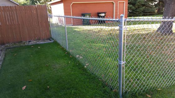 ISO Lang Diamond Gardens Chain Link Fence 8 Voet