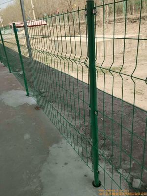 Metalx Fabrieksprijs Goedkoop Groen/Zwart PVC bedekt buitentuin 3D Curved Welded Bending Perimeter Security Wire/V Mesh