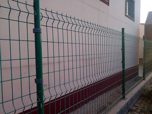 Decoratief die Yardpvc om Post 3mm 3d Mesh Fence met een laag wordt bedekt