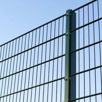 Draagbare Rechthoek Post Dubbele Draad Mesh Fencing 2400mm Hoogte